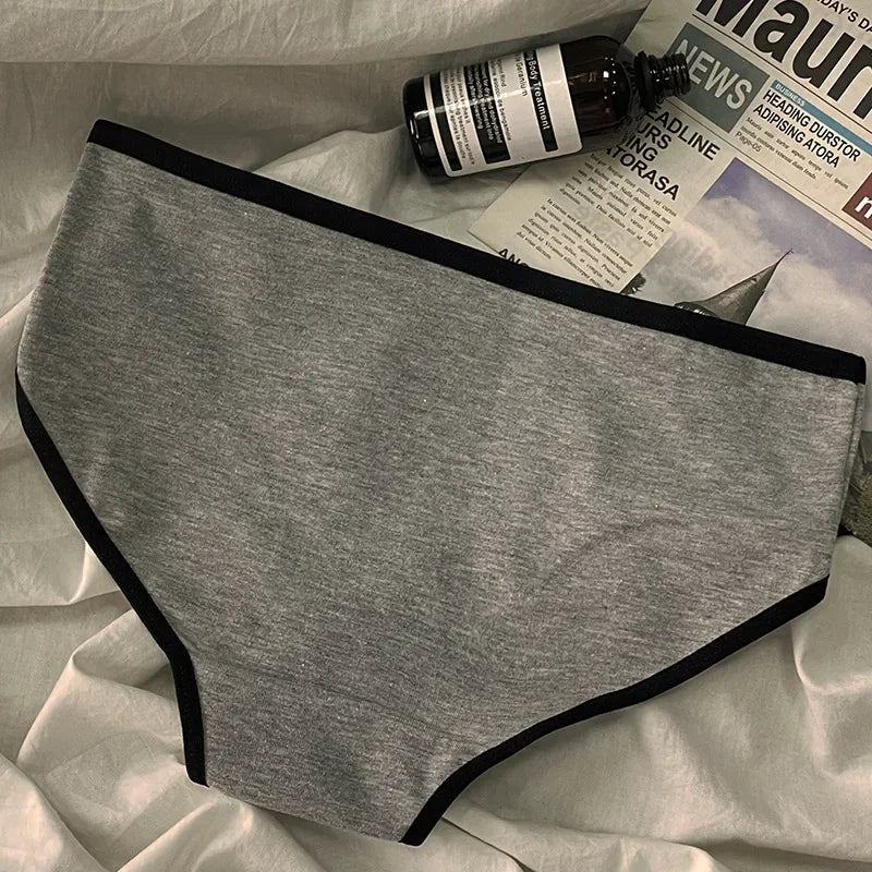 3pcs Cotton Brief Panties for Women – Soft Mid Waist Everyday Underwear