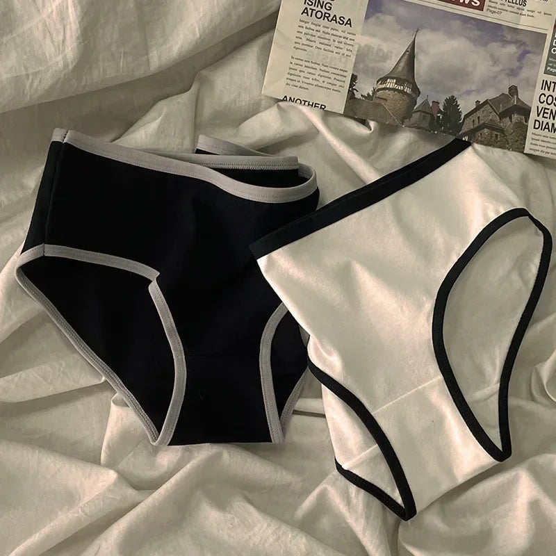 3pcs Cotton Brief Panties for Women – Soft Mid Waist Everyday Underwear